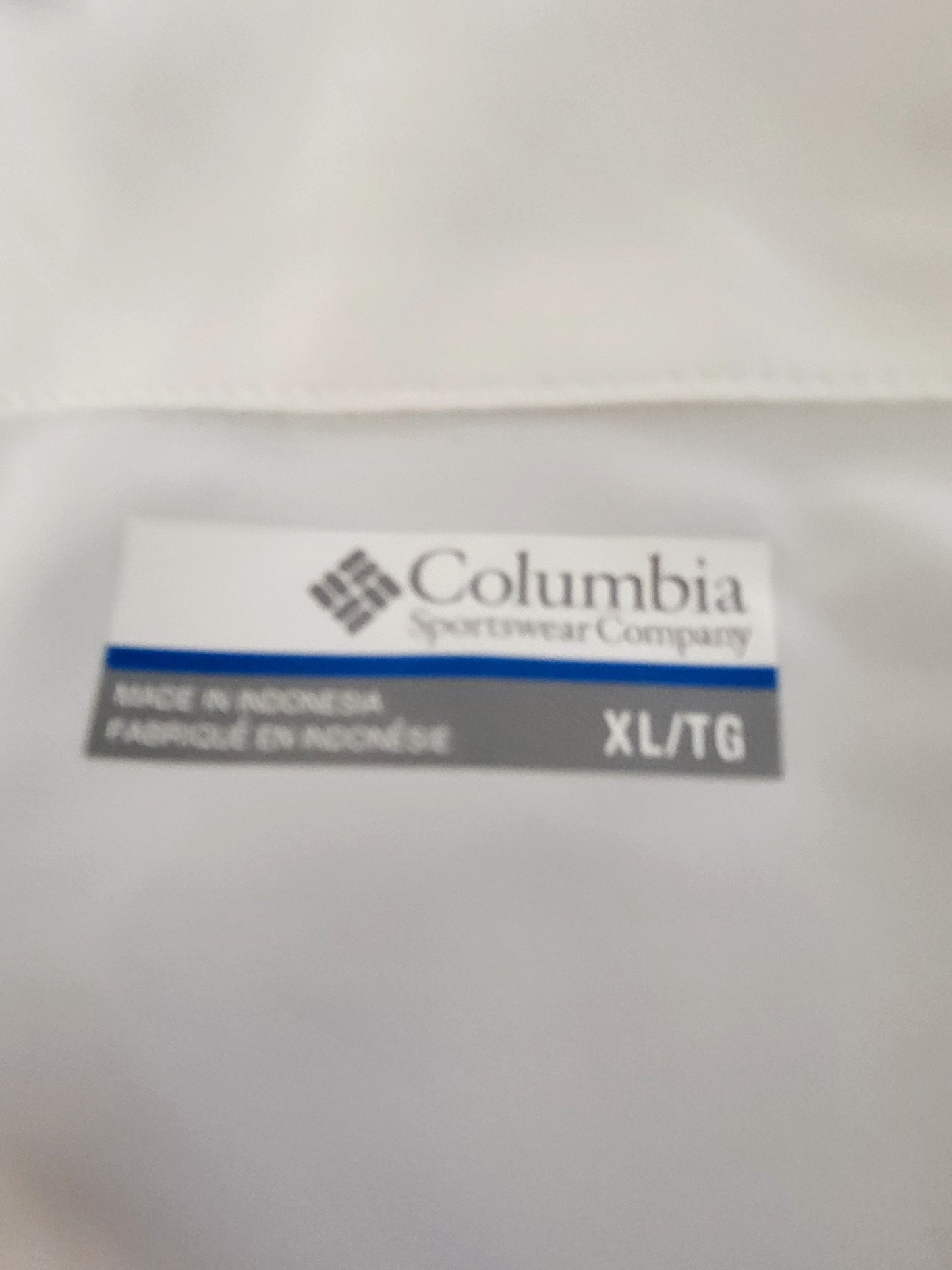 SPMP1- Columbia Women's PFG Sun Drifter Woven Short Sleeve Shirt. Size XL