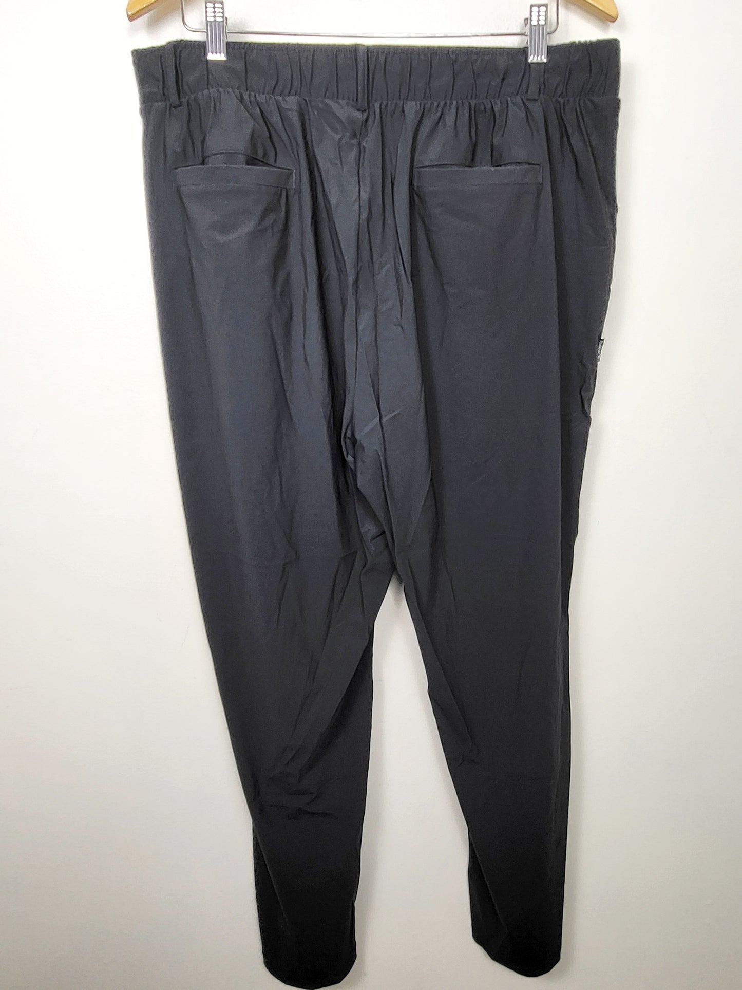 SPMP1 - Baleaf black lightweight joggers. Size 2XL