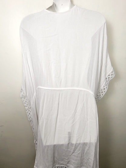 SPMP - White beach cover up. Size 2/3X