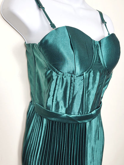 JLMB2- NEW - Eva and Lola mineral green satin pleated gown. Size Medium