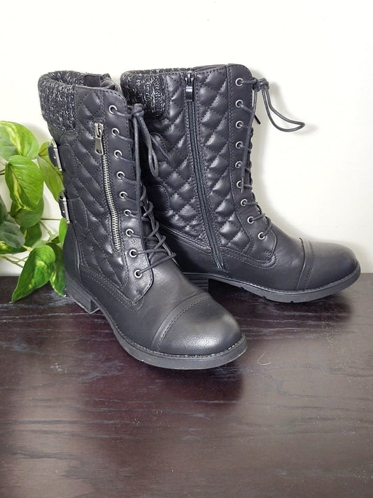JLMB3 - STQ black lace up boots. Size 8
