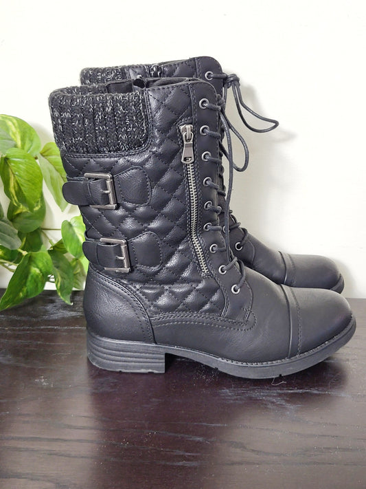JLMB3 - STQ black lace up boots. Size 8