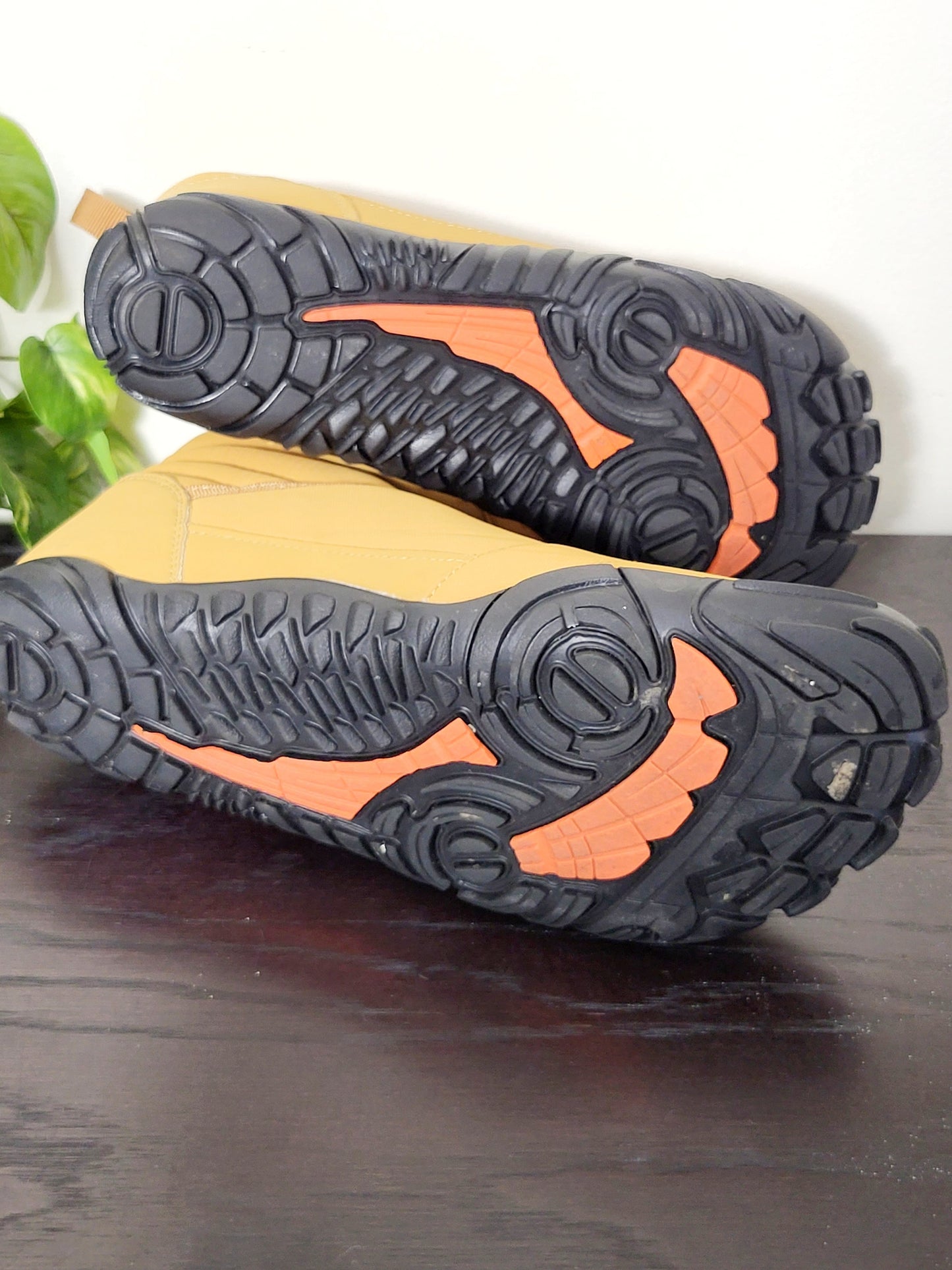 JLMB3 - Bearfoot Running shoes - minky lined.  Multiple sizes