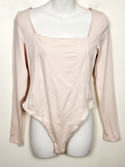 CHSP2 - NEW- H and M light pink box neck bodysuit. Size medium