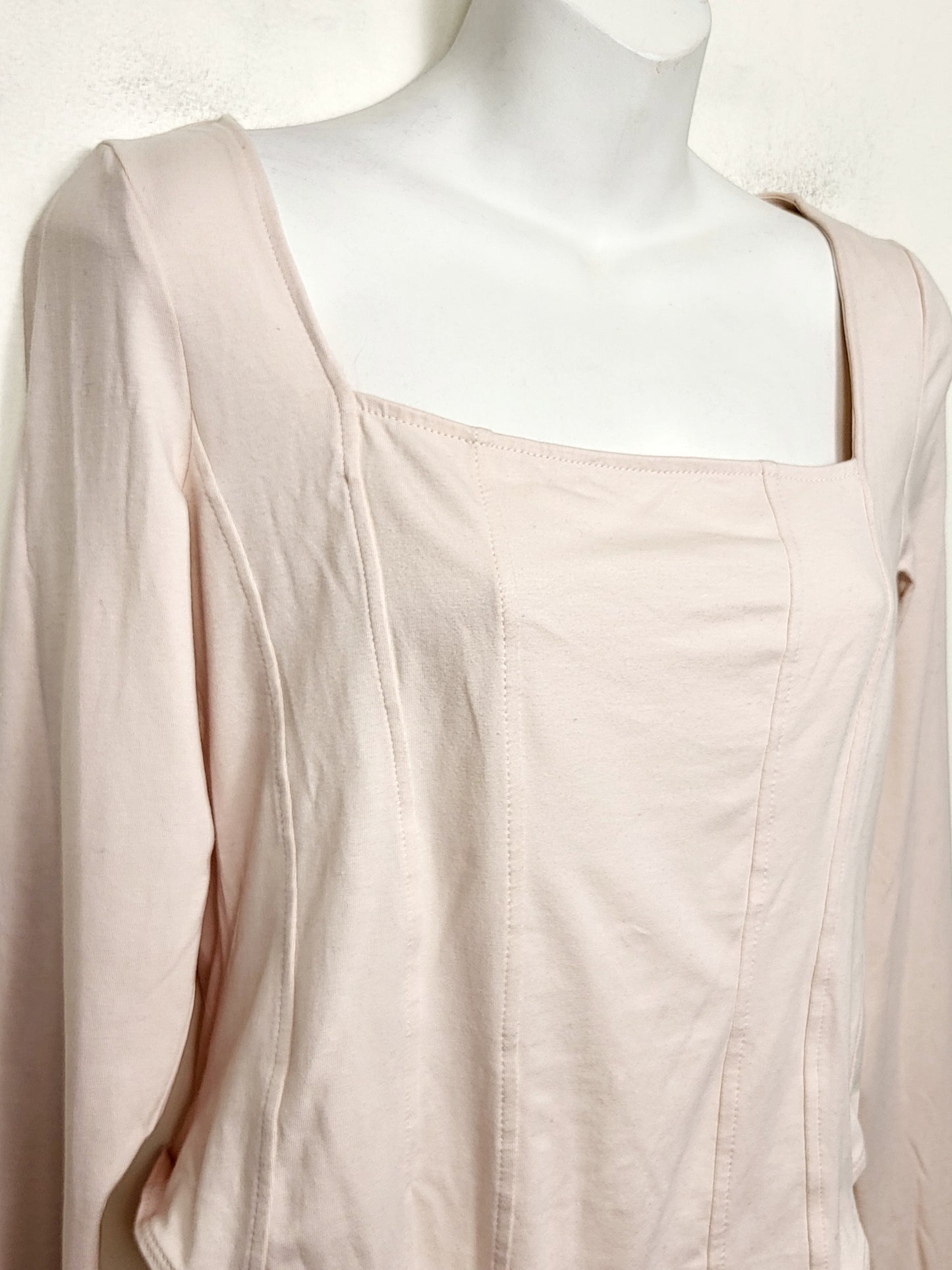 CHSP2 - NEW- H and M light pink box neck bodysuit. Size medium