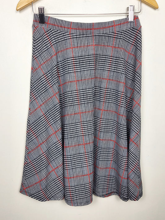 CHSP2 - Faith and Joy plaid fit 'n flare skirt. Size medium