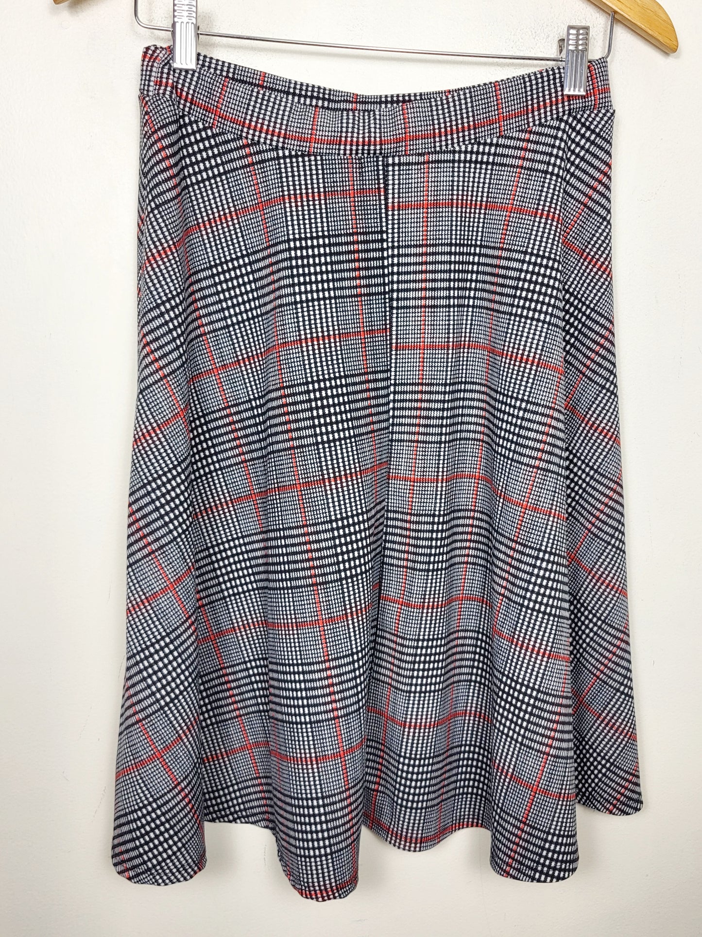 CHSP2 - Faith and Joy plaid fit 'n flare skirt. Size medium