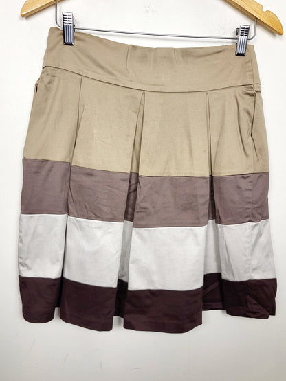 CHSP2 - Urban Behavior pleated colour block high waisted skirt. Measures as a medium