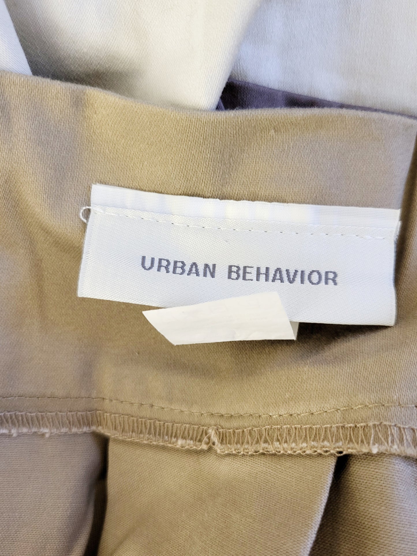 CHSP2 - Urban Behavior pleated colour block high waisted skirt. Measures as a medium