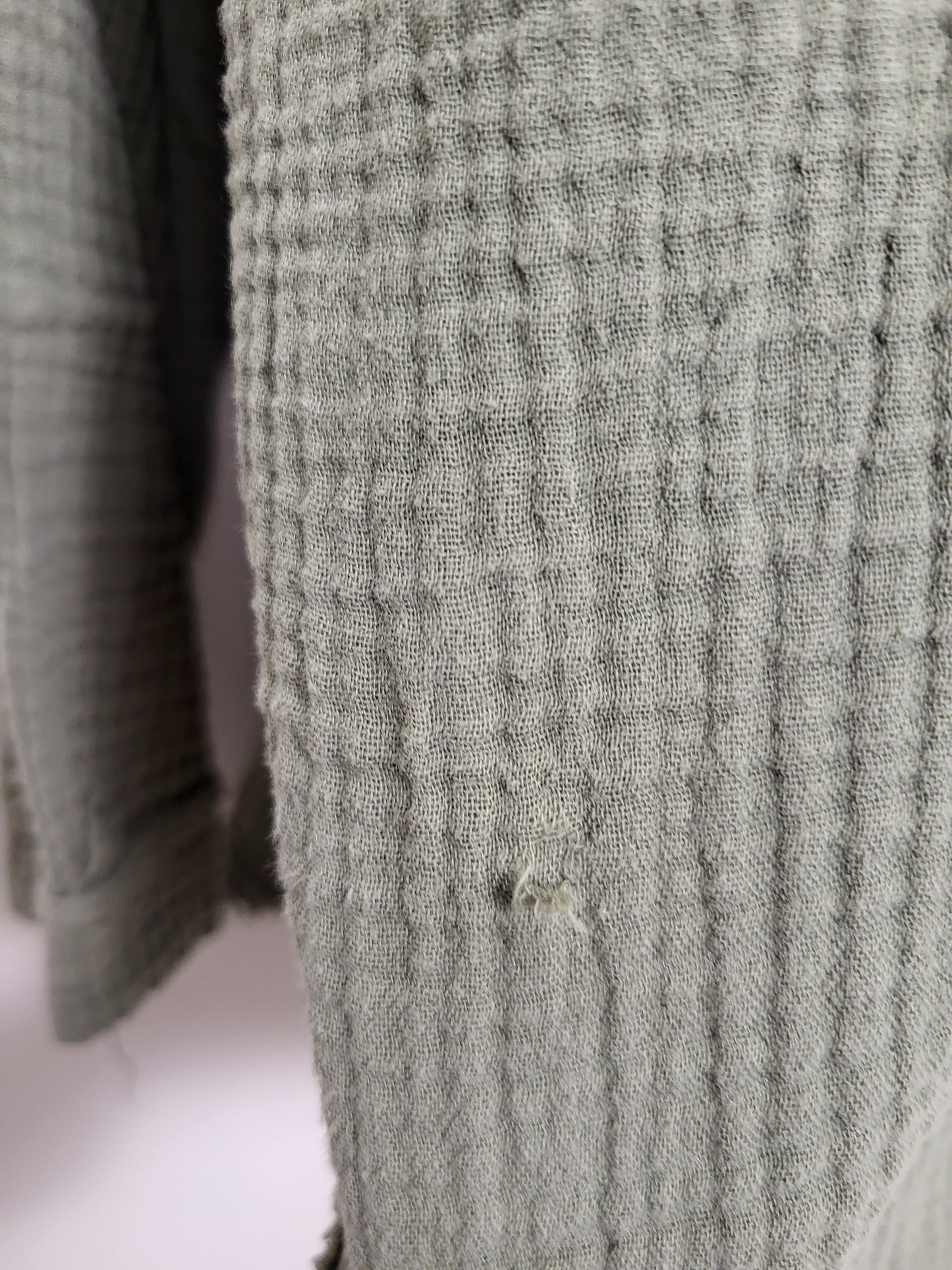 BRNA - Zenana green double knit gauzy button down top with raw edge hem. Size large