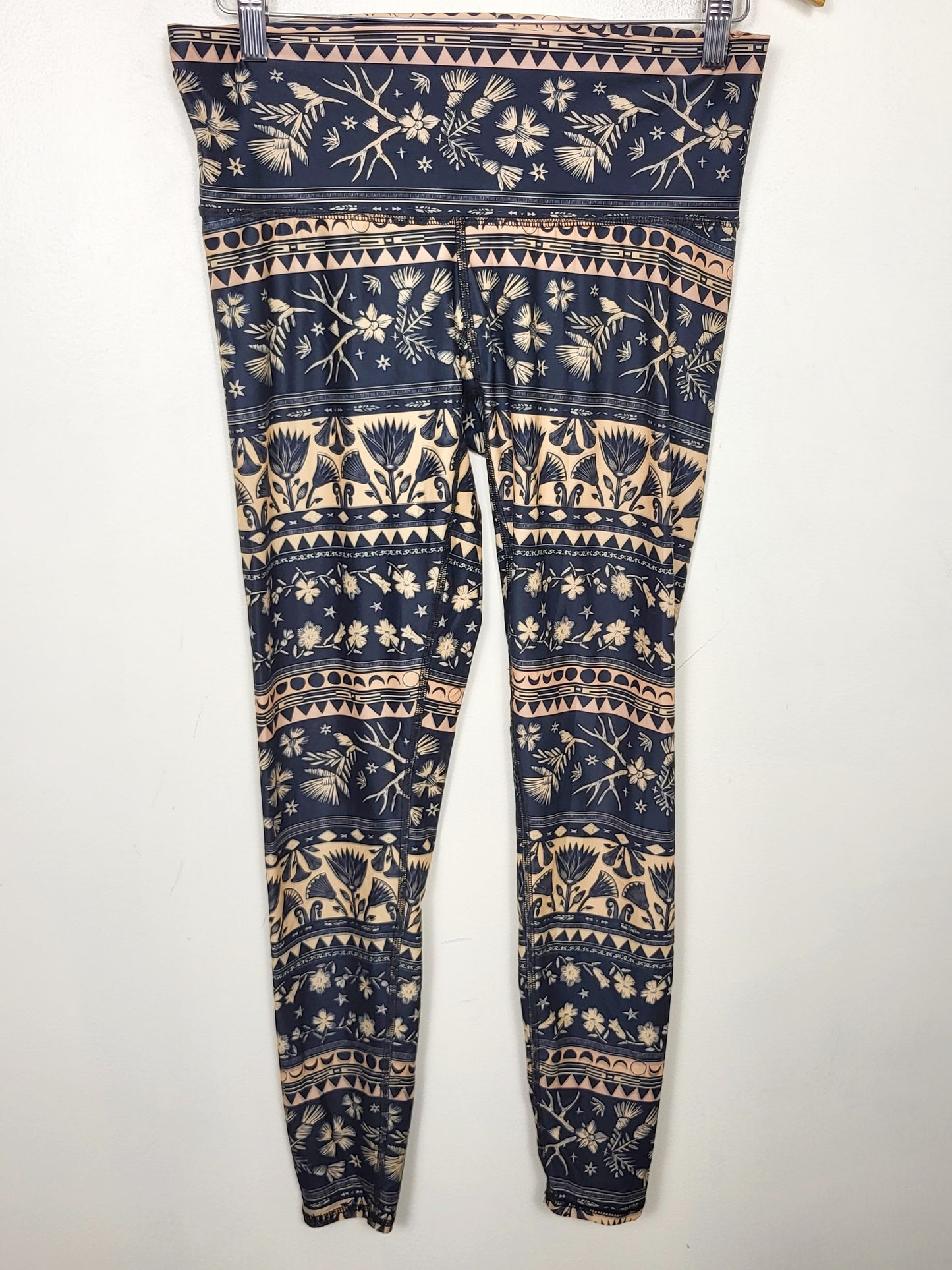 BRNA - Teeki moon flower patterned leggings. Size large