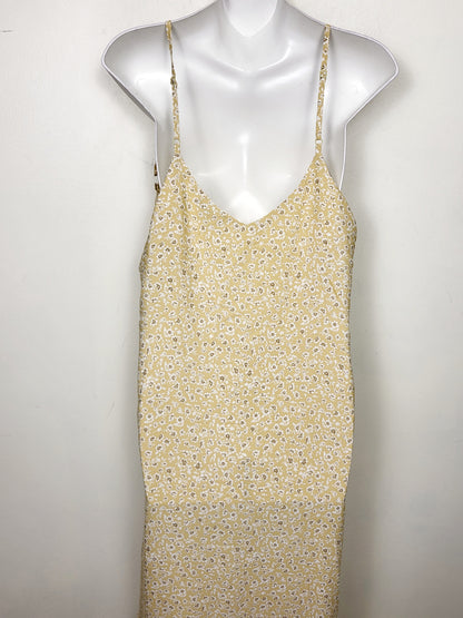 BRNA1 - Wishlist yellow floral pattern spaghetti strap maxi dress. Size large