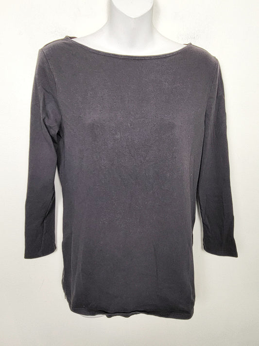 CHSP3 - Gap grey knit top. Size medium