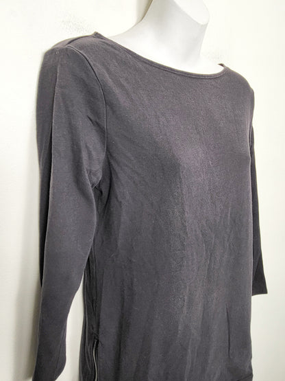 CHSP3 - Gap grey knit top. Size medium