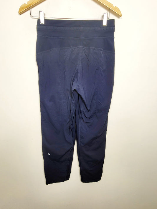 Lululemon Dance Studio Crop Pants in navy. Size 4