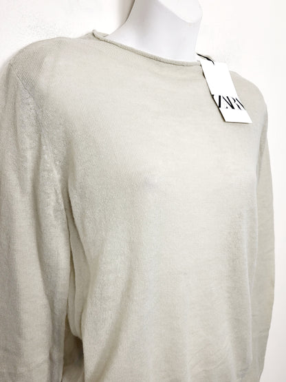 NEW - Zara lightweight sweater. Size small