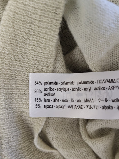 NEW - Zara lightweight sweater. Size small