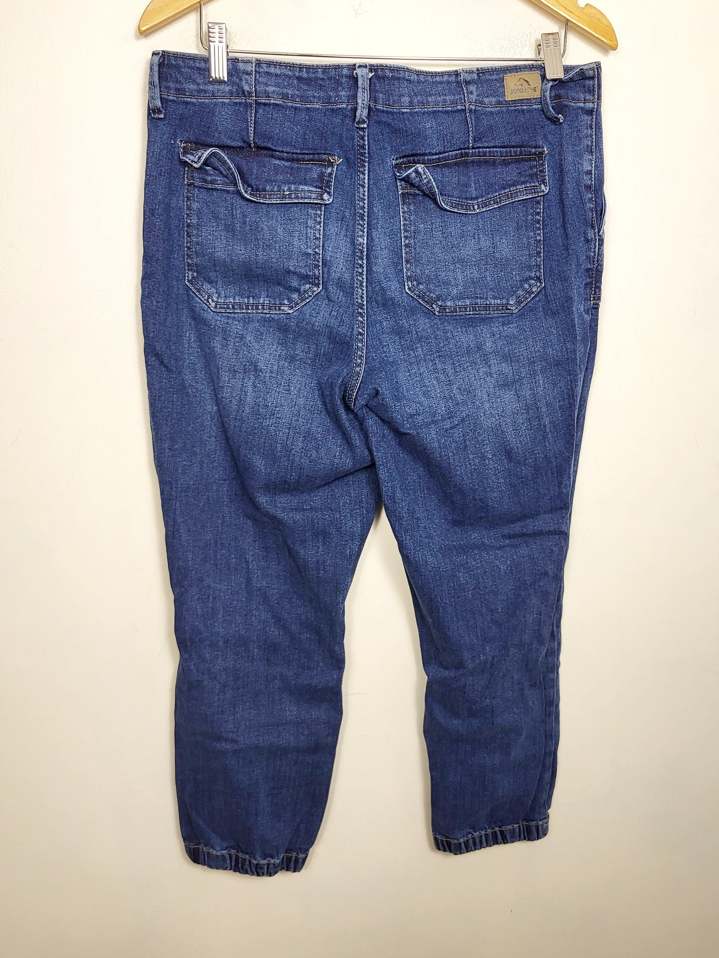 Jordache cropped denim joggers. Size 14