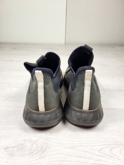 Ecco black slip-on waterproof sneaker. Men's size 10-10.5