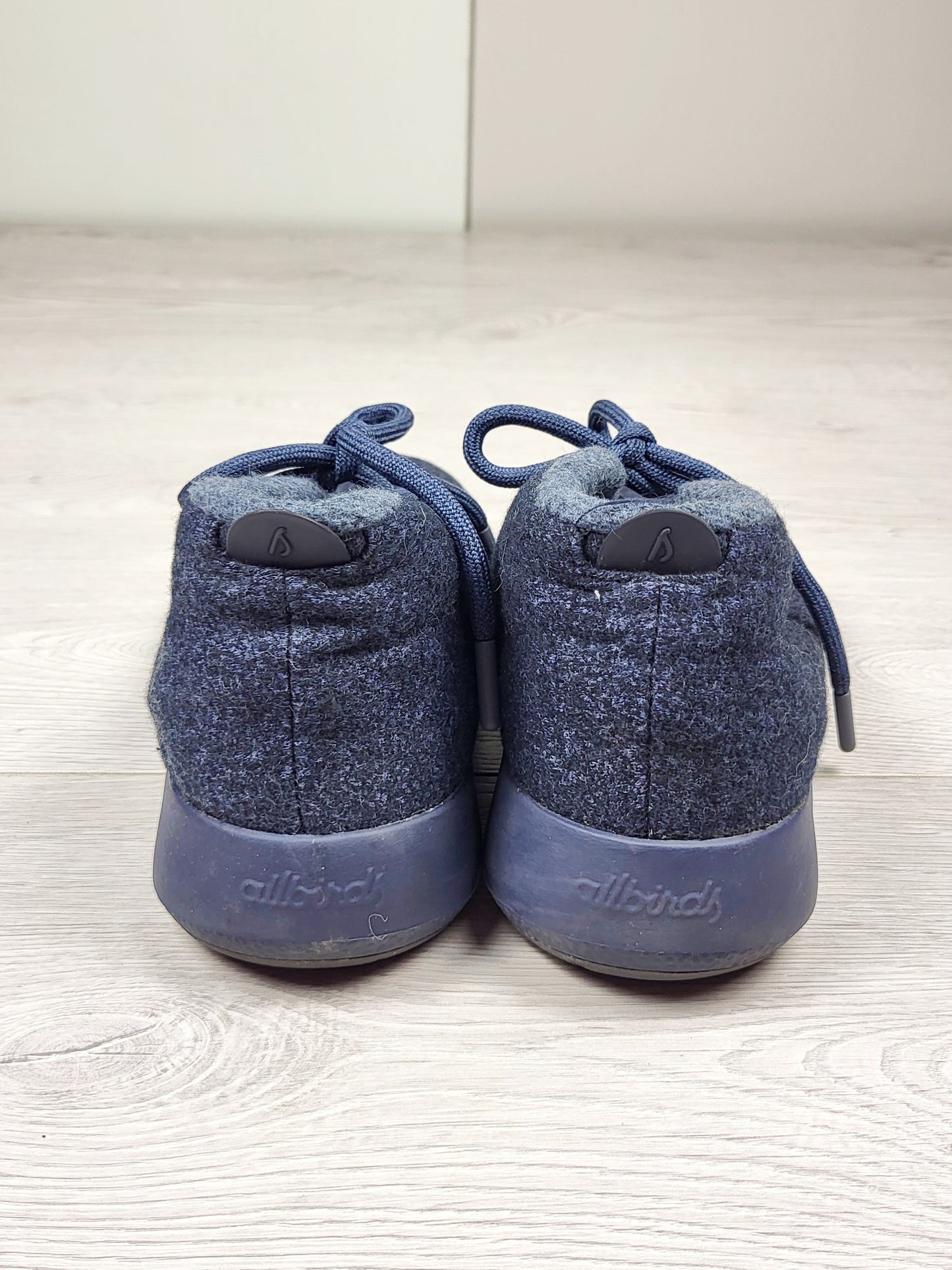 Allbirds navy wool hightop shoes. Ladies size 6