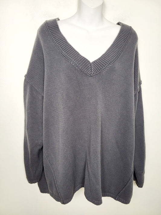 American Eagle grey v-neck oversized sweater. Size XL