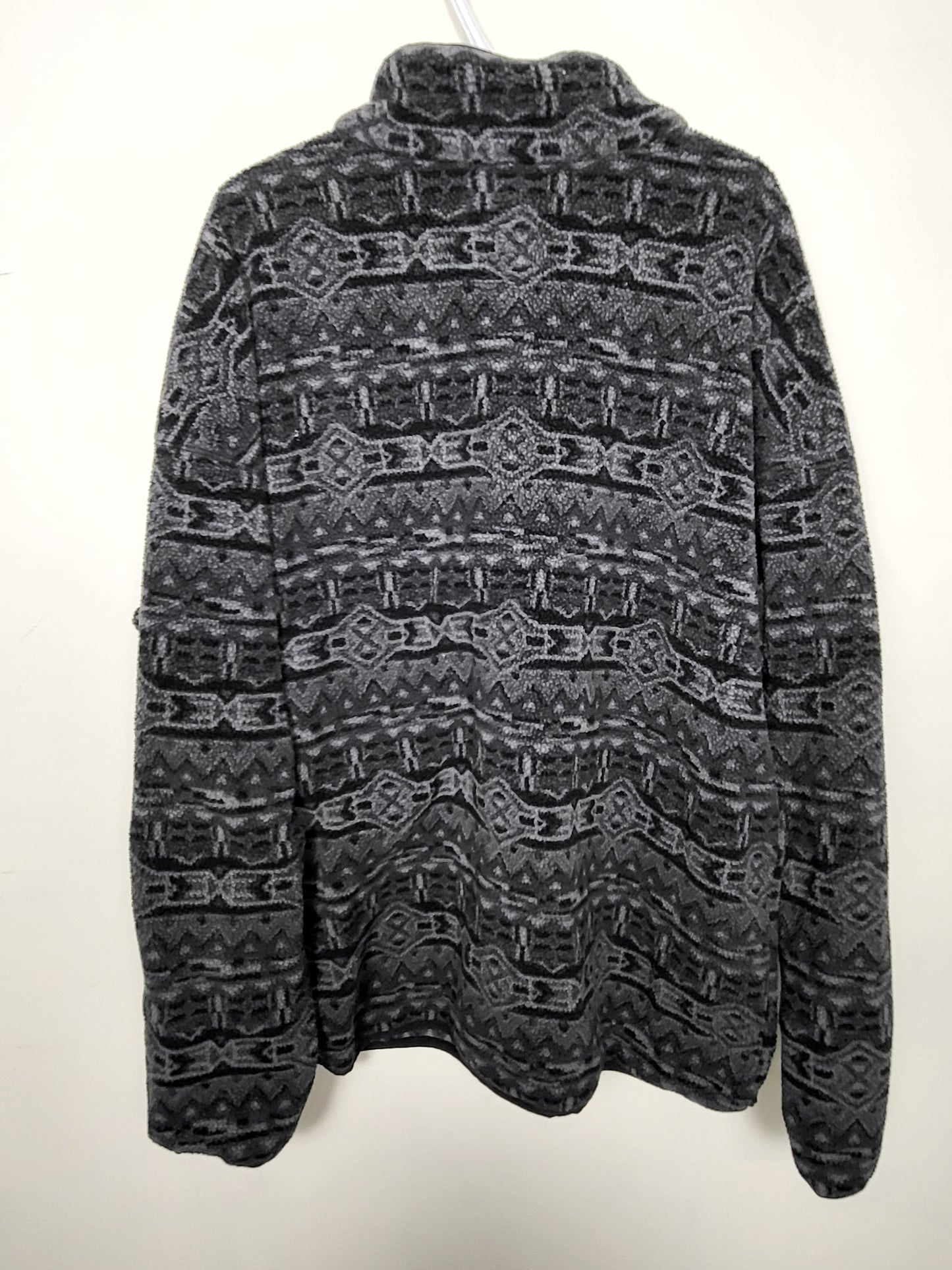 Columbia Helvetia II grey and black pattern half snap fleece pullover. Unisex size XXL