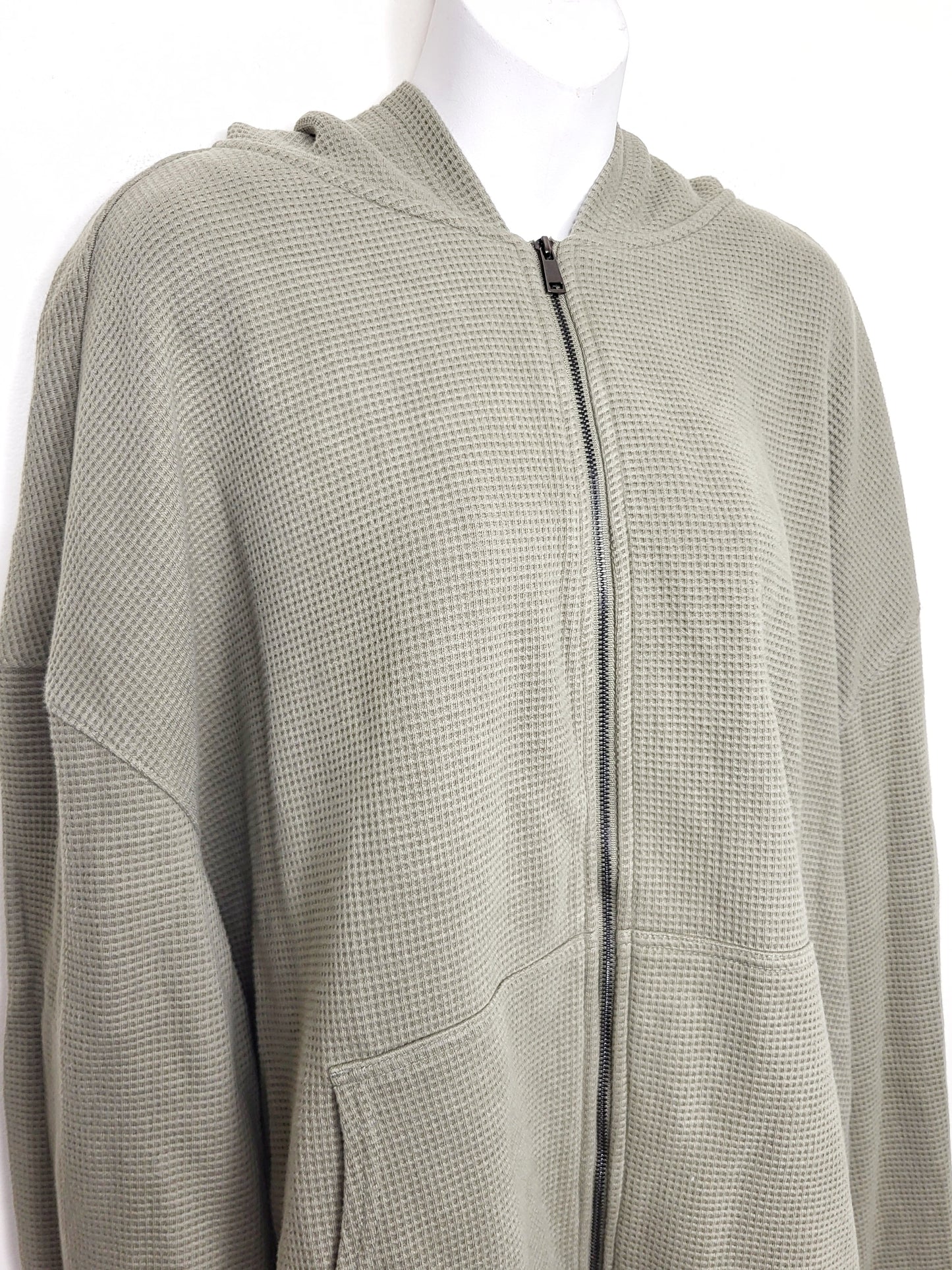 Brunette the Label green waffle knit zip up hoodie. Size 2XL - 3XL
