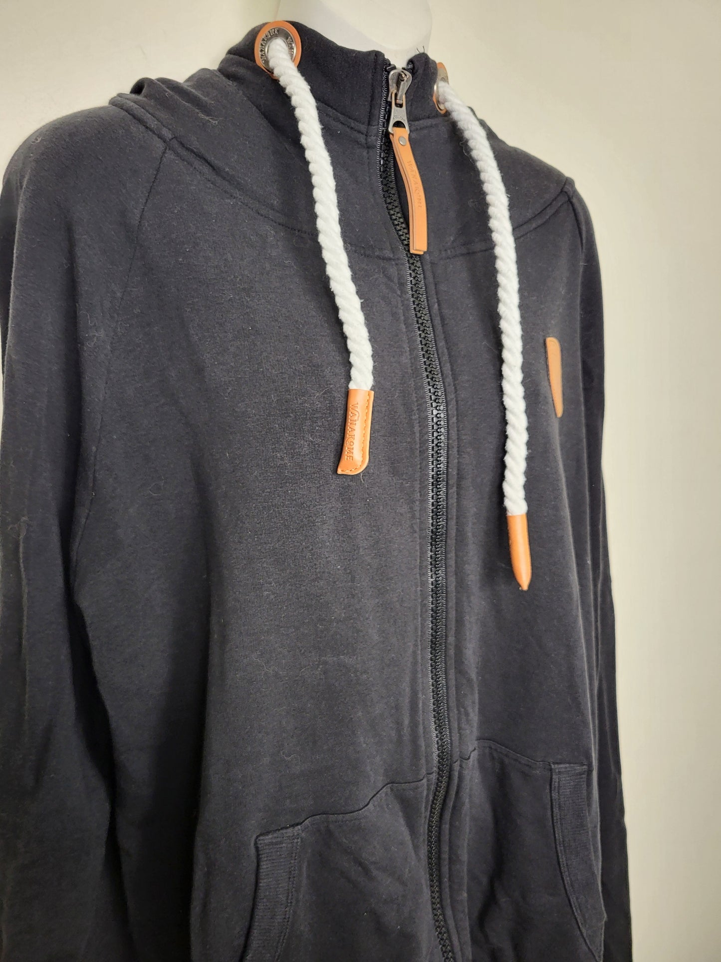 Wanakome black full zip hoodie. Size 3XL