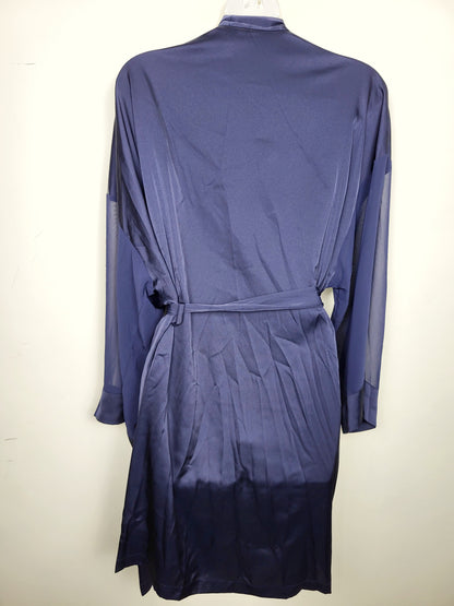 La Vie en Rose navy belted robe. Size large