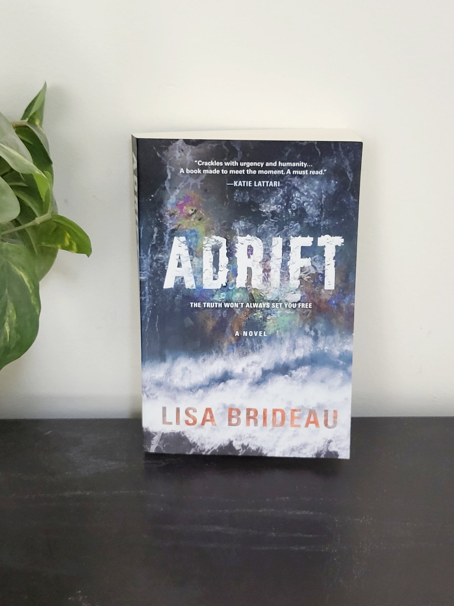 Adrift. Soft cover novel