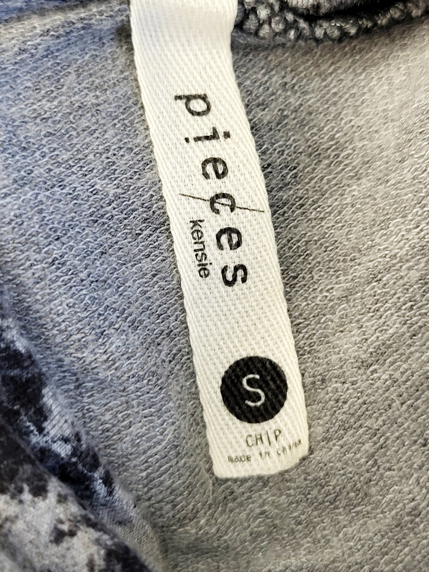 Pieces by Kensie black and grey abstract knit cowl neck dress. Size smal