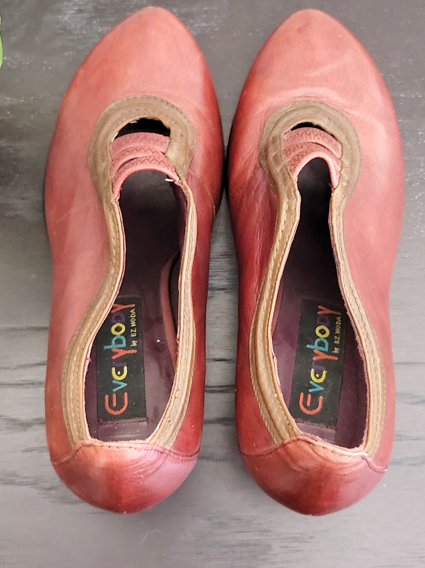 Everybody by BZ Moda red leather heeled booties. Size 37 (US size 6.5)