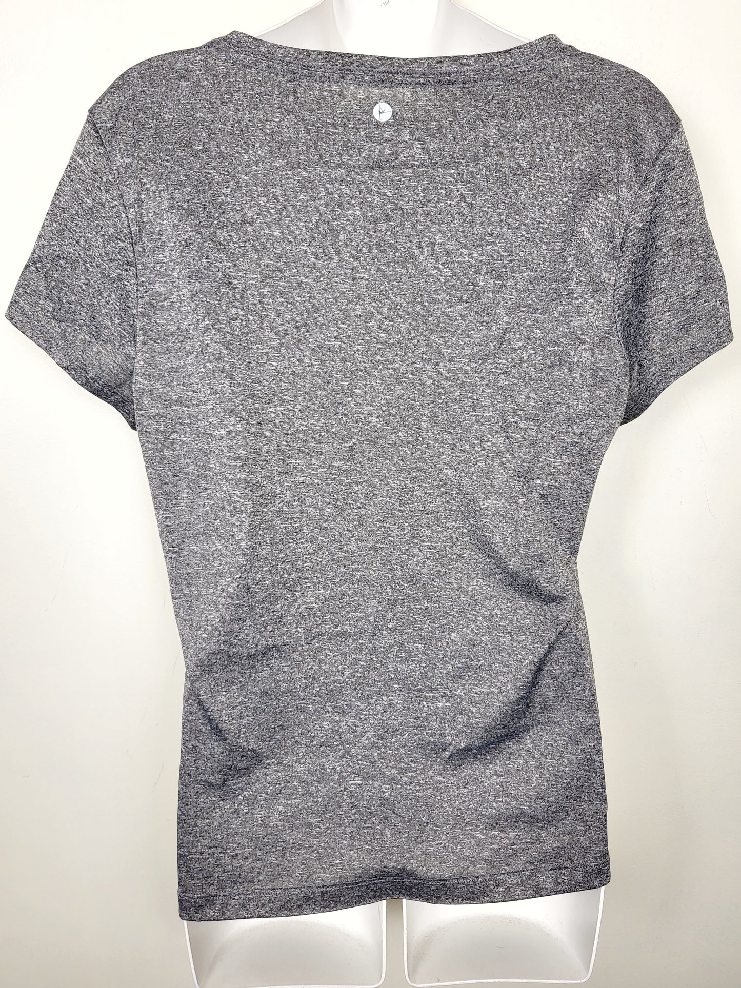 90 Degree by Reflex grey active t-shirt. Size XL
