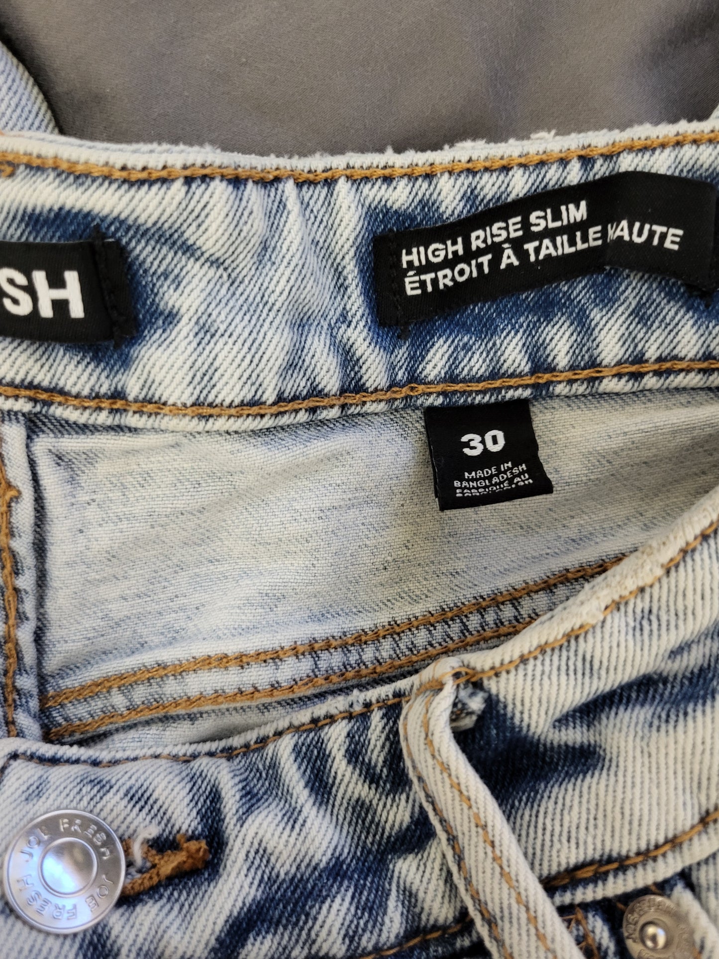 Joe Fresh high rise slim jeans. Size 30