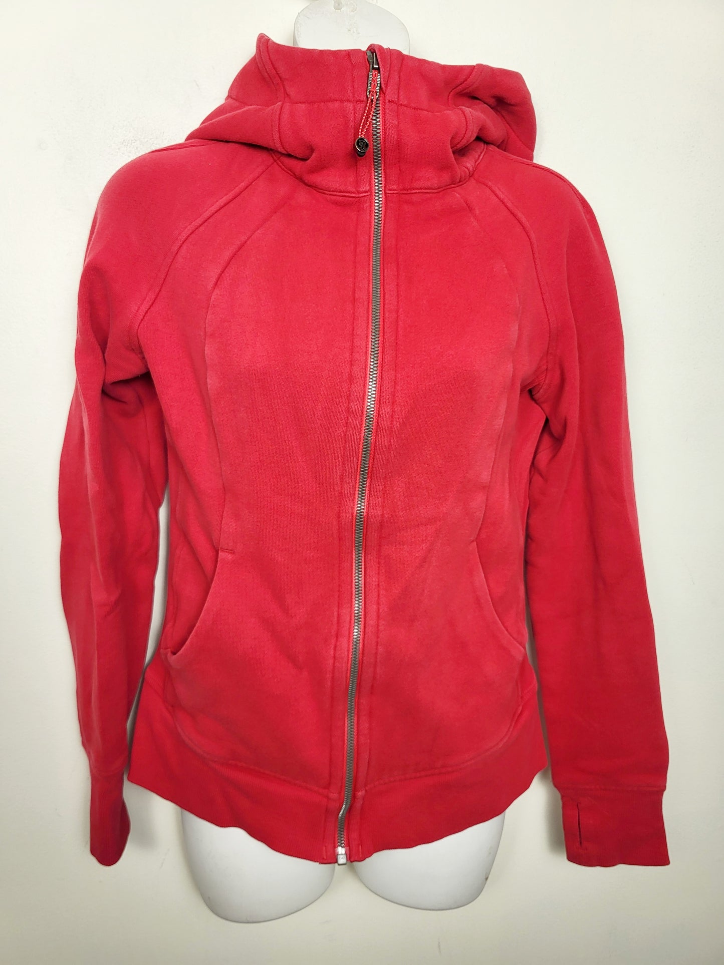 Lululemon red fleecy lined Scuba hoodie. Size 6