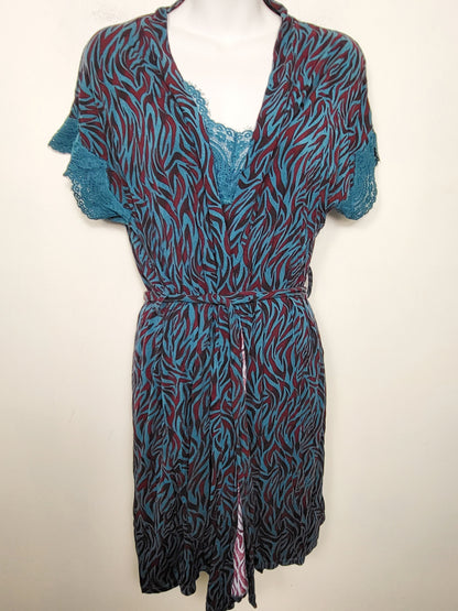 ICollection teal and burgundy animal print 2pc nightgown and robe set. Size small