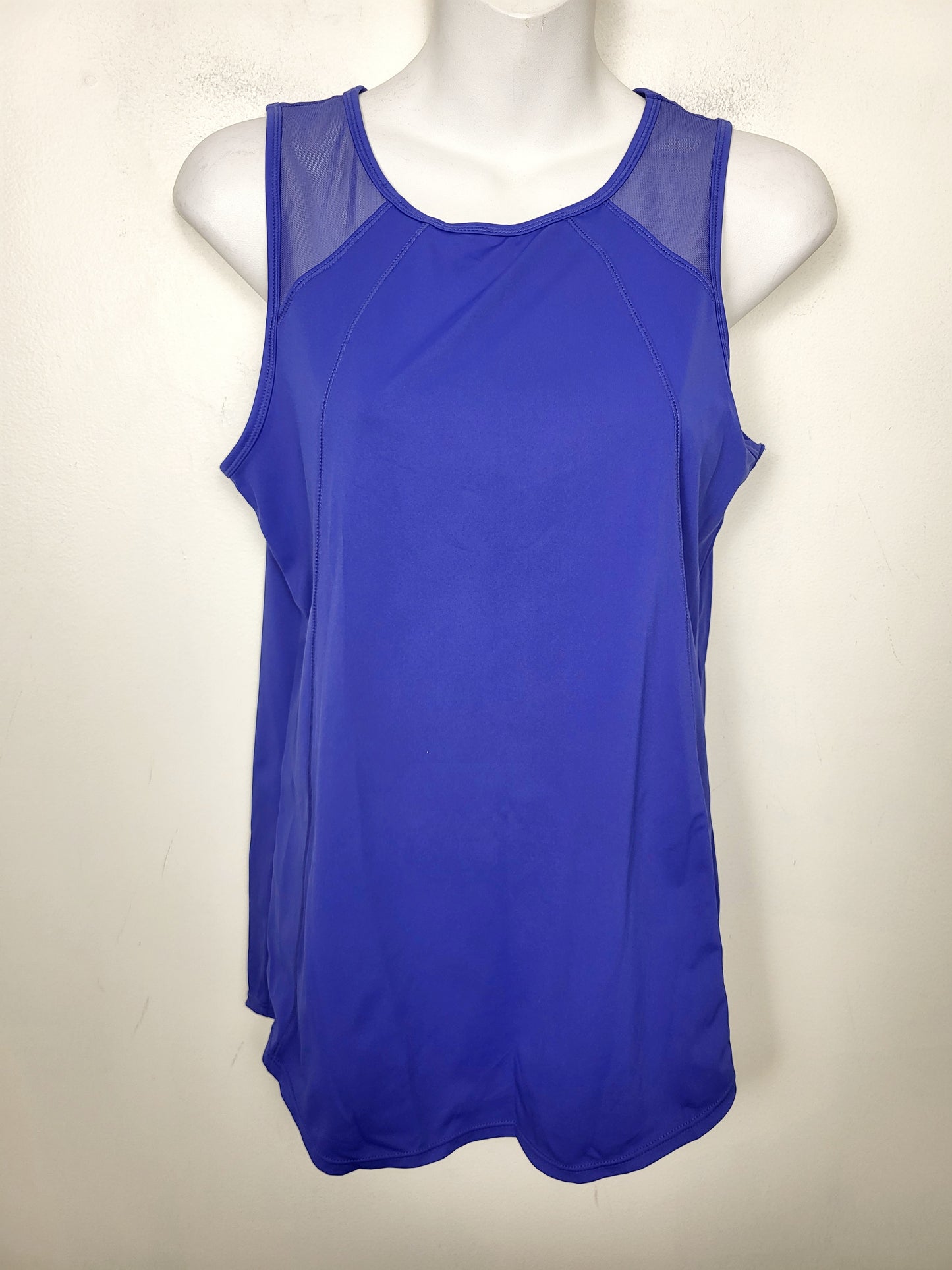 Spyder blue active tank. Size small