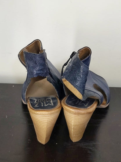 Miz Mooz navy leather peep-toe heeled sandals. Size 39 (US size 8)