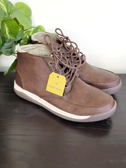 NEW - Denver Jayes brown casual lace up shoes. Size 7 (Men's)