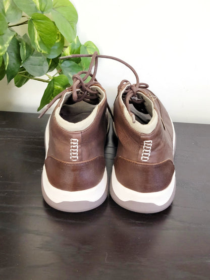 NEW - Denver Jayes brown casual lace up shoes. Size 7 (Men's)