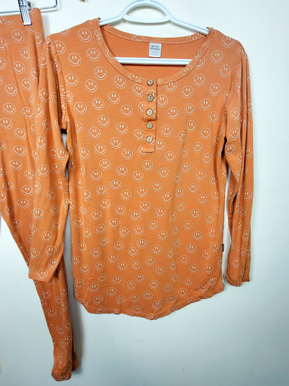 Pretty Laundry (Little and Lively)2pc bamboo sleep set. Size XS