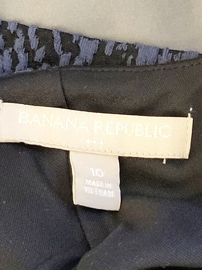 Banana Republic black and blue snakeskin ponte sheath midi dress. Size 10