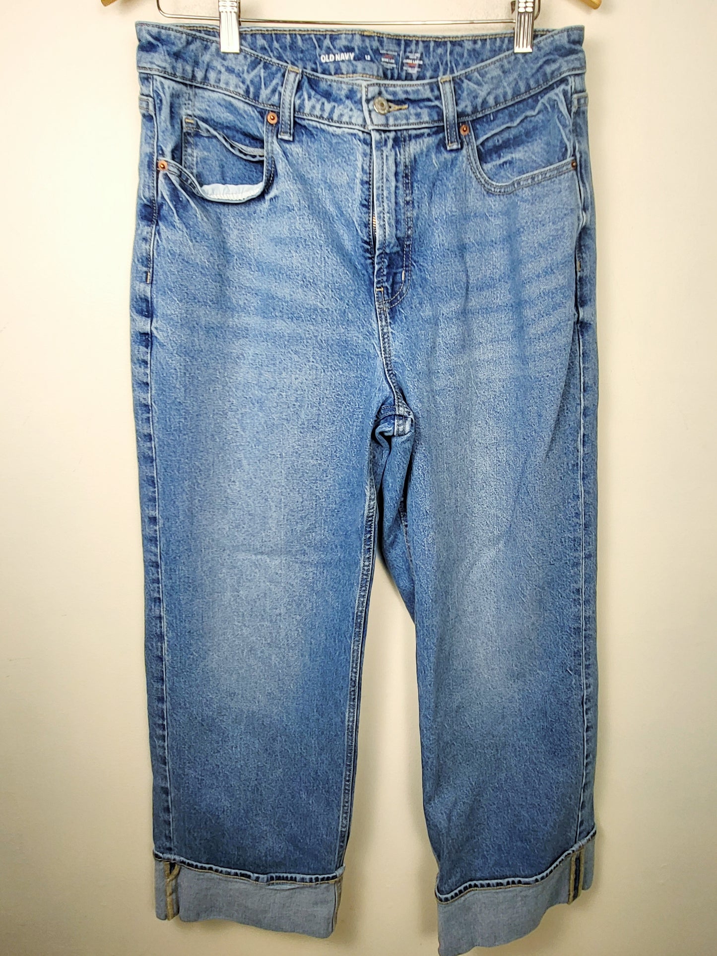 Old Navy cuffed high rise wide leg curvy jeans. Size 12
