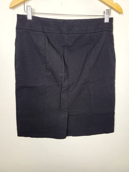 Reitmans black elastic waist pencil skirt. Size 9