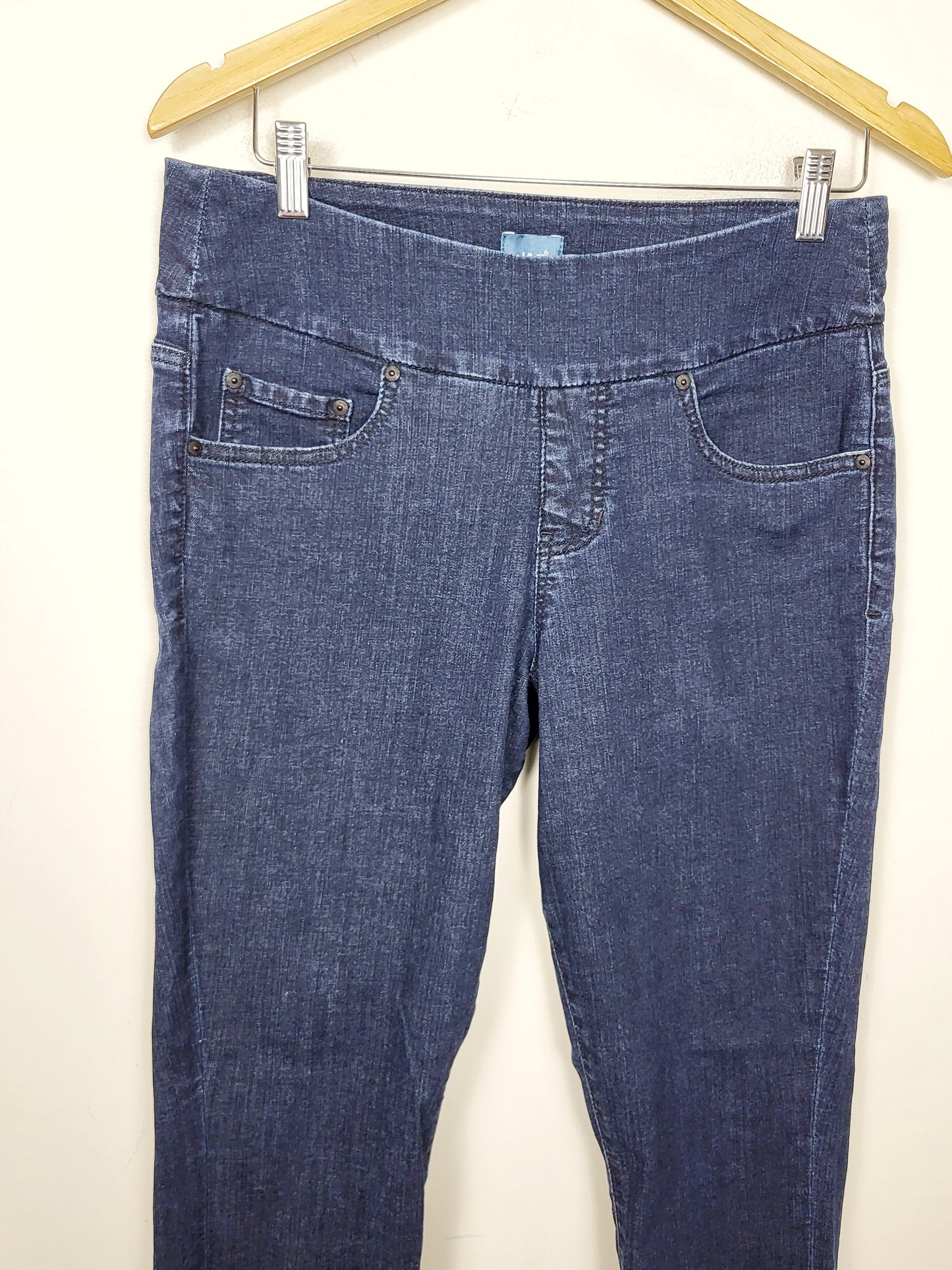 Jag pull-on "Nora" skinny jeans. Size 10