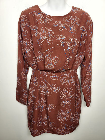 Dress Forum long sleeved floral print mini dress. Size small