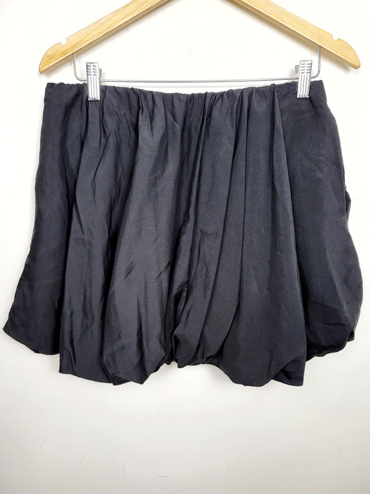 NEW - Minkpink black poof mini bubble skirt. Size large