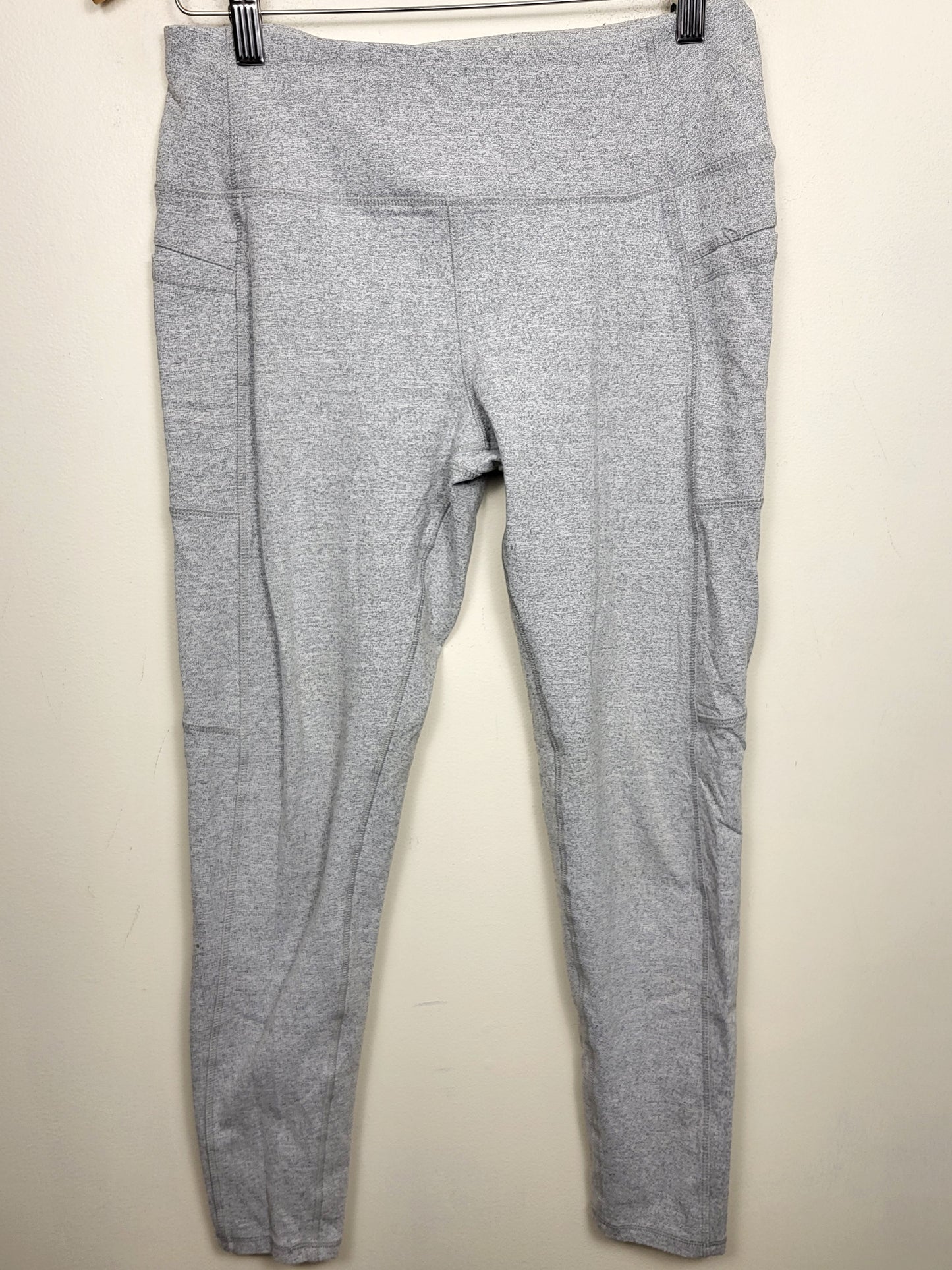 Kyodan grey leggings with pockets. Size medium