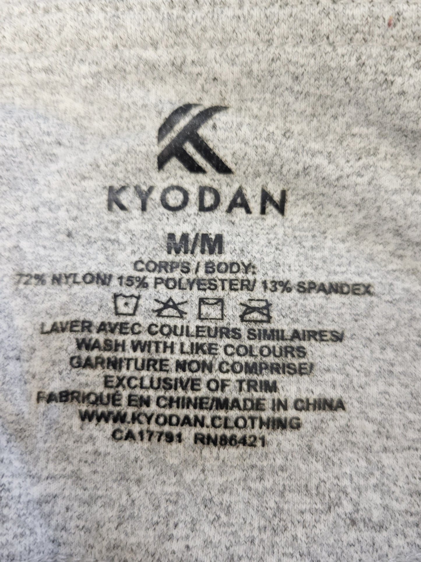Kyodan grey leggings with pockets. Size medium