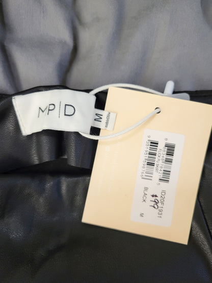 NEW - Minkpink faux leather ruffle "Flick" skirt. Size medium